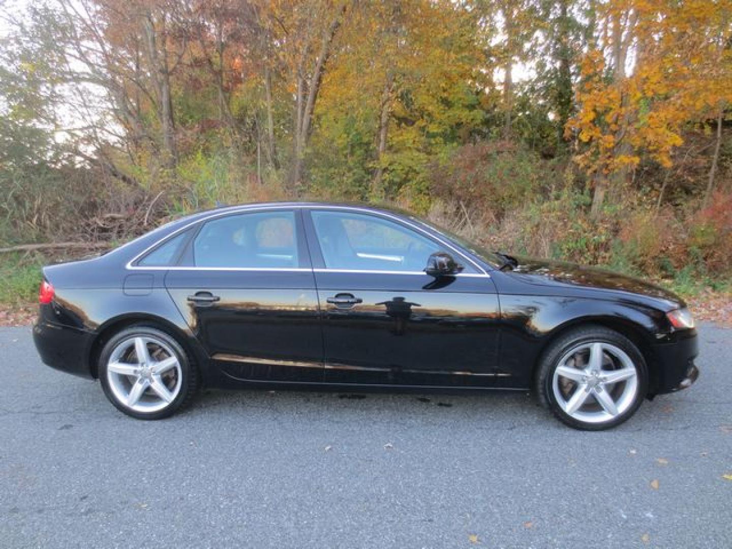 2012 Black /Black Audi A4 S-Line (WAUBFAFL0CN) with an 2.0L 4 cyl Turbo engine, Automatic transmission, located at 270 US Route 6, Mahopac, NY, 10541, (845) 621-0895, 41.349022, -73.755280 - Photo#11