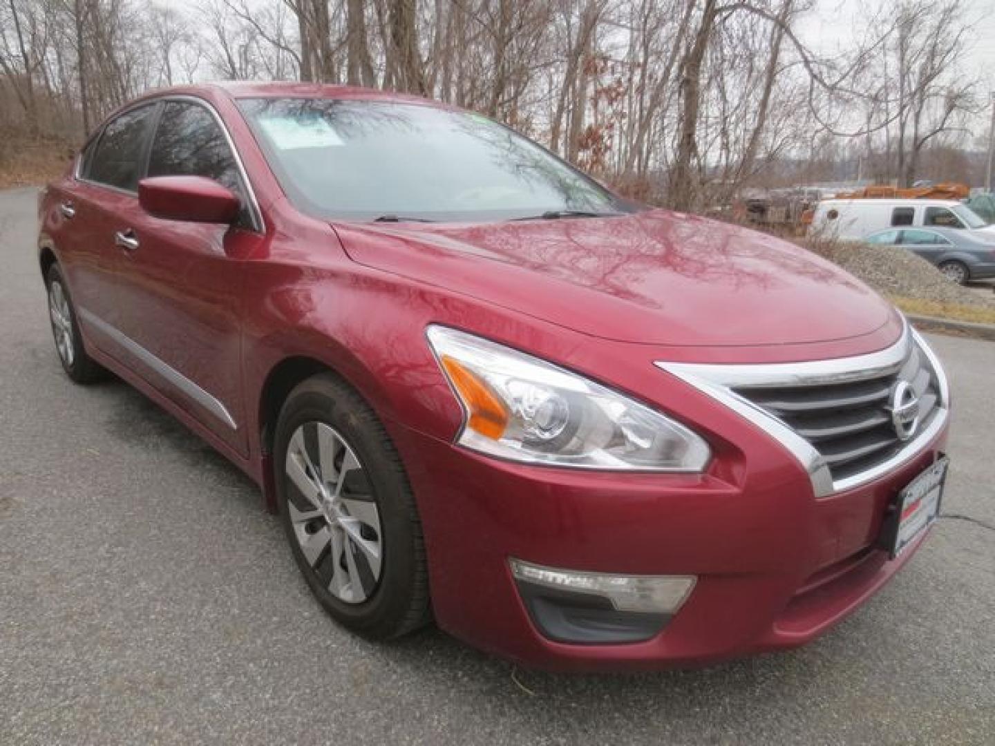 2015 Red /Tan Nissan Altima 2.5 S (1N4AL3AP4FC) with an 2.5L L4 DOHC 16V engine, Automatic transmission, located at 270 US Route 6, Mahopac, NY, 10541, (845) 621-0895, 41.349022, -73.755280 - Photo#1