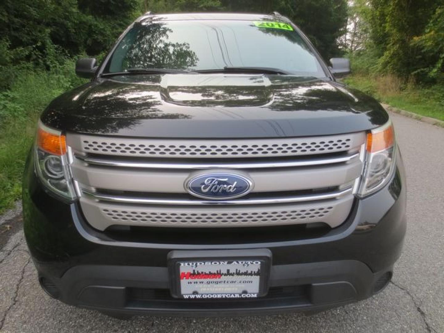 2014 Black /Gray Ford Explorer (1FM5K8B82EG) with an 3.5L V6 DOHC 24V engine, Automatic transmission, located at 270 US Route 6, Mahopac, NY, 10541, (845) 621-0895, 41.349022, -73.755280 - Photo#2