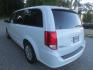 2016 White /Black Dodge Grand Caravan SE (2C4RDGBG5GR) with an 3.6 liter V-6 engine, Automatic transmission, located at 270 US Route 6, Mahopac, NY, 10541, (845) 621-0895, 41.349022, -73.755280 - Photo#4