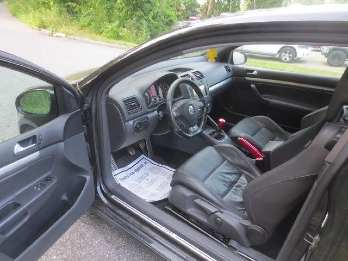 2009 Black /Black Volkswagen GTI (WVWED71K99W) with an 2.0 liter 4cyl turbo engine, 6-Speed manual transmission, located at 270 US Route 6, Mahopac, NY, 10541, (845) 621-0895, 41.349022, -73.755280 - Photo#5