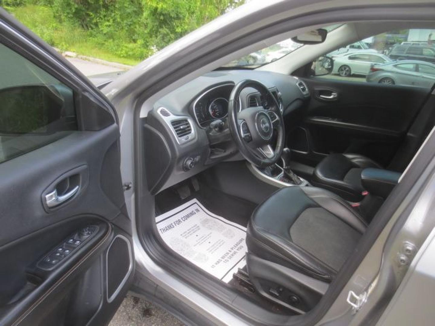 2018 Gray /Black Jeep Compass Sport 4WD (3C4NJDBB9JT) with an 2.4L L4 DOHC 16V engine, Automatic transmission, located at 270 US Route 6, Mahopac, NY, 10541, (845) 621-0895, 41.349022, -73.755280 - Photo#6