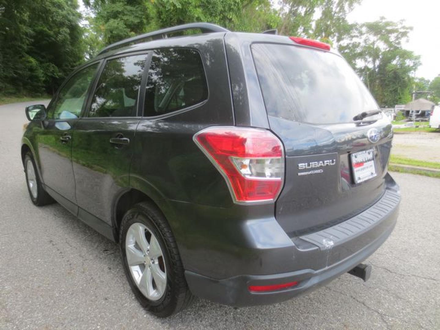 2016 Gray /Gray Subaru Forester Premium (JF2SJADC0GH) with an 2.5L 4cyl engine, Automatic transmission, located at 270 US Route 6, Mahopac, NY, 10541, (845) 621-0895, 41.349022, -73.755280 - Photo#4