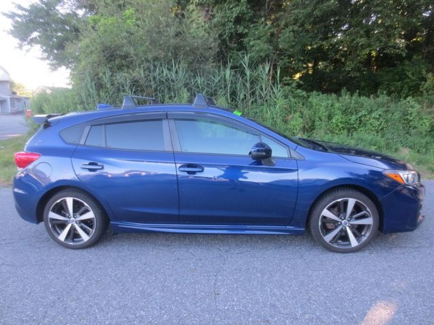 2018 Subaru Impreza 2.0i Sport 5M 5-Door (4S3GTAK61J1) with an 2.0L H4 DOHC 16V engine, 5 Speed Manual transmission, located at 270 US Route 6, Mahopac, NY, 10541, (845) 621-0895, 41.349022, -73.755280 - Photo#10