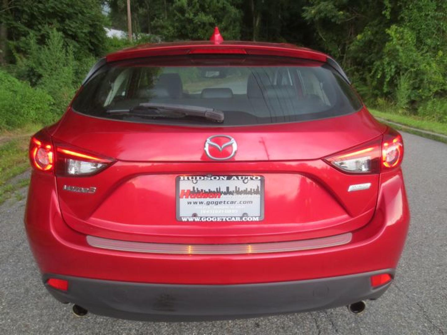 2015 Red /Black Mazda MAZDA3 S Grand Touring (JM1BM1M37F1) with an 2.5L L4 DOHC 16V engine, 6-Speed Automatic transmission, located at 270 US Route 6, Mahopac, NY, 10541, (845) 621-0895, 41.349022, -73.755280 - Photo#5