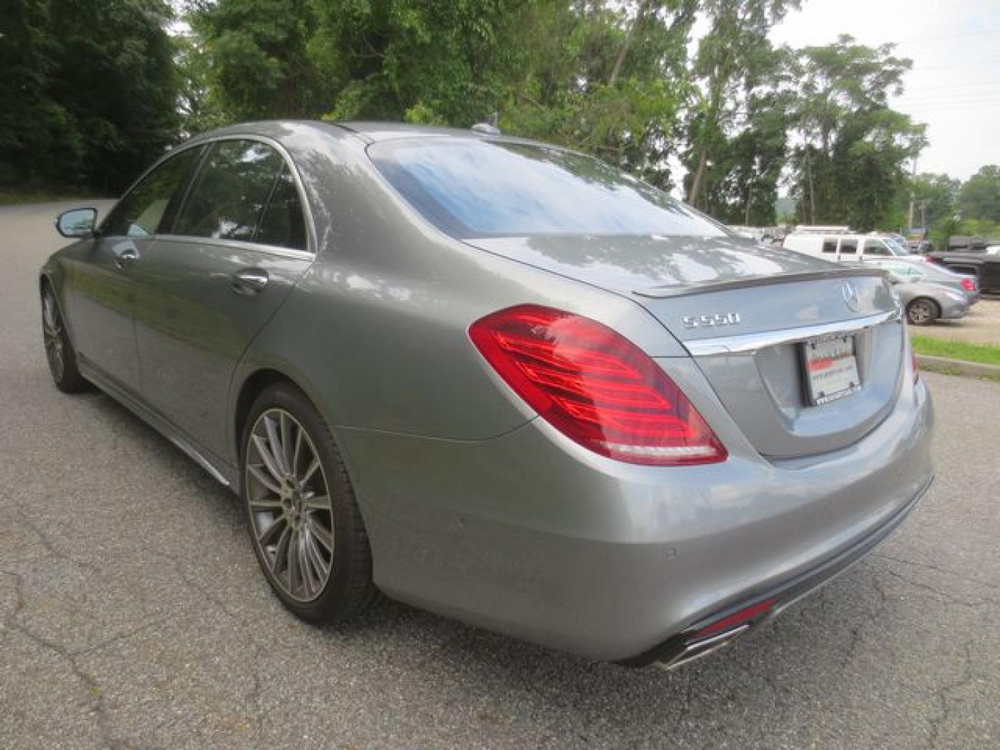 2014 Gray /Saddle Mercedes-Benz S-Class S550 4MATIC (WDDUG8FB6EA) with an 4.7L V8 DOHC 24V engine, 7-Speed Automatic transmission, located at 270 US Route 6, Mahopac, NY, 10541, (845) 621-0895, 41.349022, -73.755280 - Photo#3