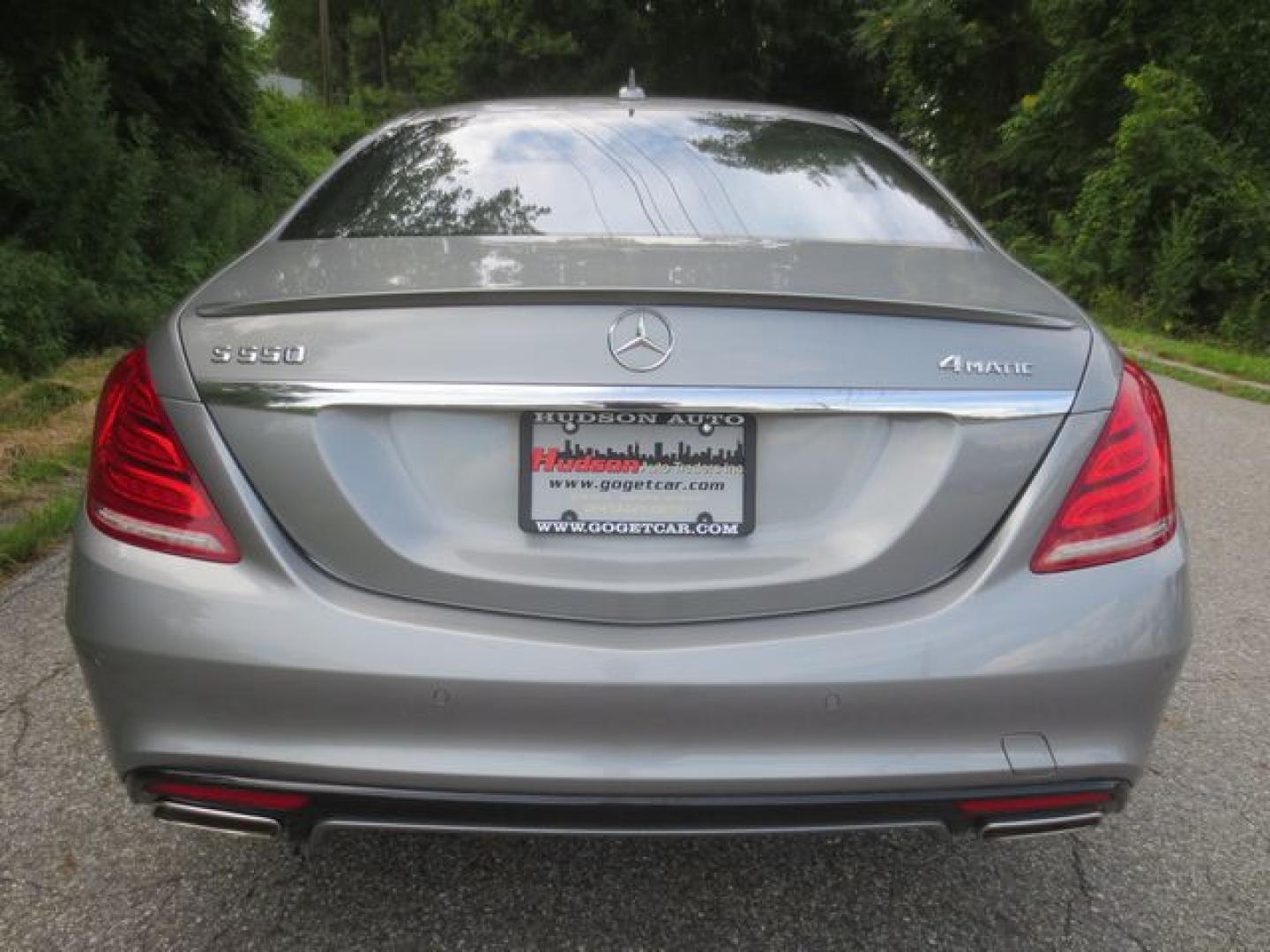 2014 Gray /Saddle Mercedes-Benz S-Class S550 4MATIC (WDDUG8FB6EA) with an 4.7L V8 DOHC 24V engine, 7-Speed Automatic transmission, located at 270 US Route 6, Mahopac, NY, 10541, (845) 621-0895, 41.349022, -73.755280 - Photo#4