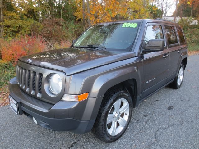 photo of 2016 Jeep Patriot Latitude 4WD