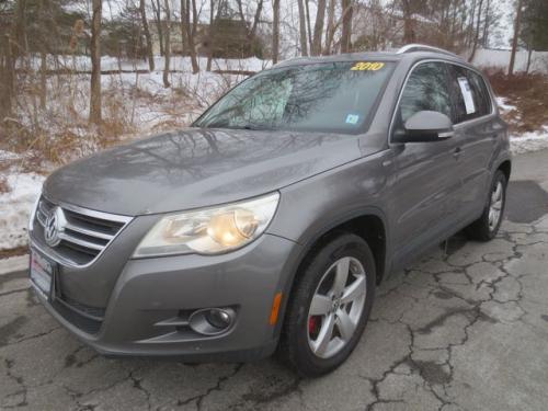 2010 Volkswagen Tiguan SE 4Motion