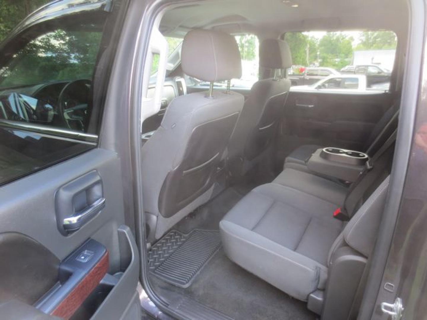 2014 Gray /Gray GMC Sierra 1500 SLE Crew Cab 4WD (3GTU2UEC5EG) with an 5.3L V8 OHV 16V engine, 6-Speed Automatic transmission, located at 270 US Route 6, Mahopac, NY, 10541, (845) 621-0895, 41.349022, -73.755280 - Photo#10