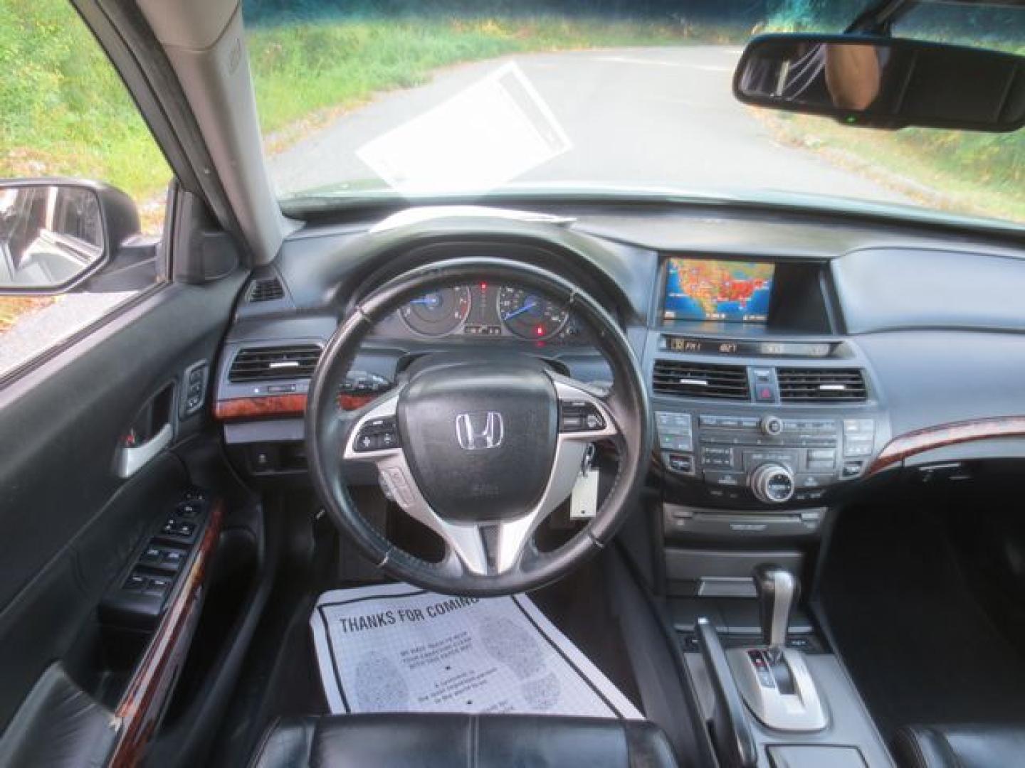 2010 Green /Black Honda Accord Crosstour EX-L 4WD (5J6TF2H50AL) with an 3.5L V6 SOHC 24V engine, 5-Speed Automatic transmission, located at 270 US Route 6, Mahopac, NY, 10541, (845) 621-0895, 41.349022, -73.755280 - Photo#8