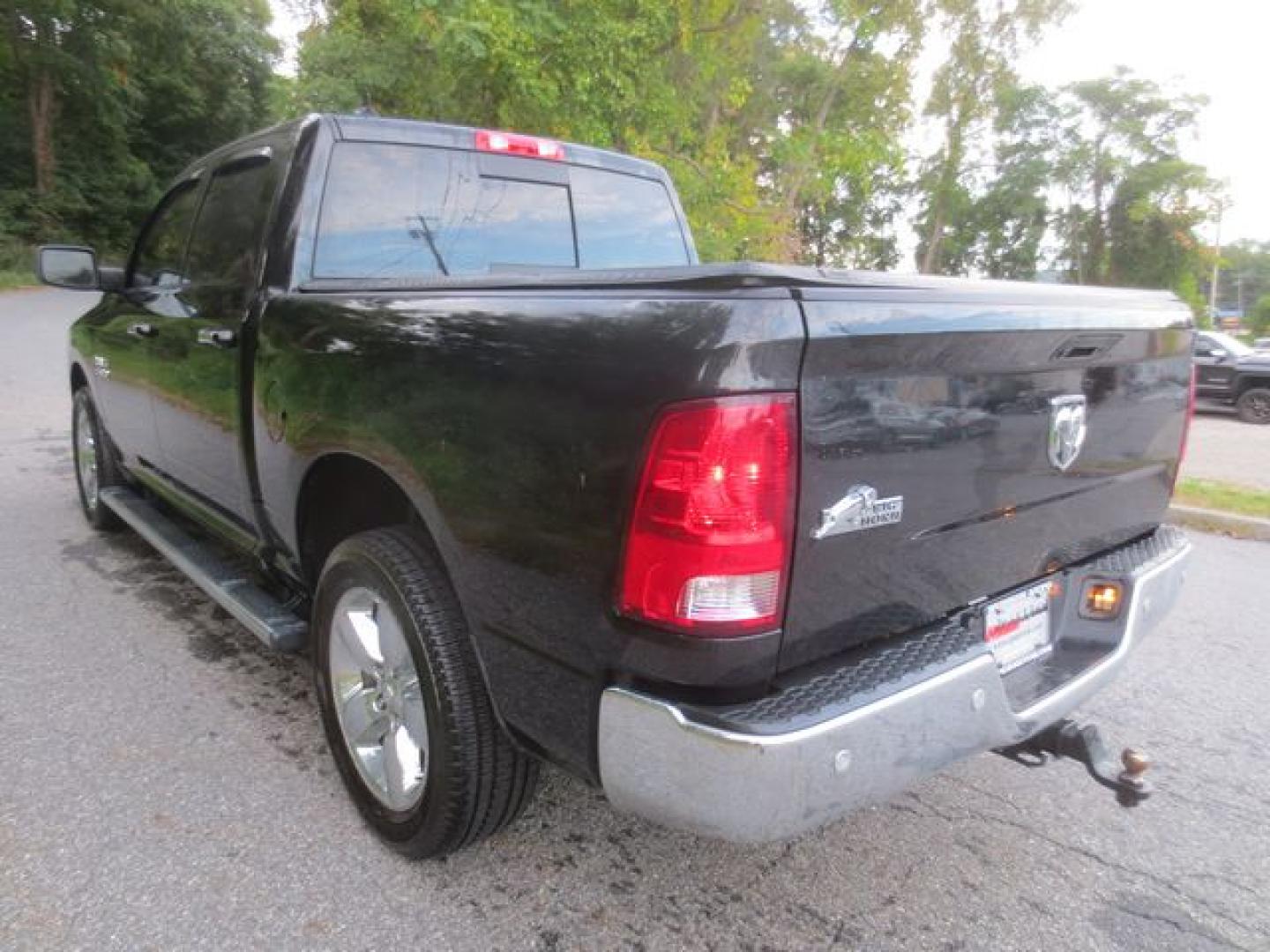 2017 Black /Black RAM 1500 BIG HORN SWB 4WD (1C6RR7LG0HS) with an 3.6L V6 DOHC 24V FFV engine, Automatic transmission, located at 270 US Route 6, Mahopac, NY, 10541, (845) 621-0895, 41.349022, -73.755280 - Photo#4