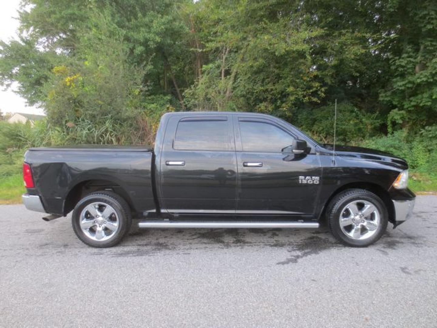 2017 Black /Black RAM 1500 BIG HORN SWB 4WD (1C6RR7LG0HS) with an 3.6L V6 DOHC 24V FFV engine, Automatic transmission, located at 270 US Route 6, Mahopac, NY, 10541, (845) 621-0895, 41.349022, -73.755280 - Photo#10