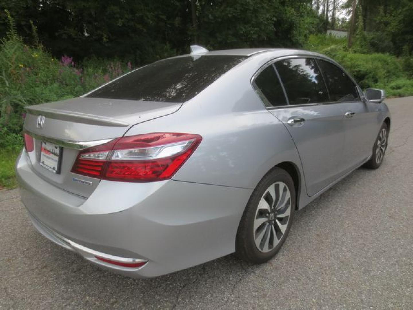 2017 Gray /Black Honda Accord Hybrid EX-L (JHMCR6F56HC) with an 2.0L L4 DOHC 16V HYBRID engine, Automatic transmission, located at 270 US Route 6, Mahopac, NY, 10541, (845) 621-0895, 41.349022, -73.755280 - Photo#3