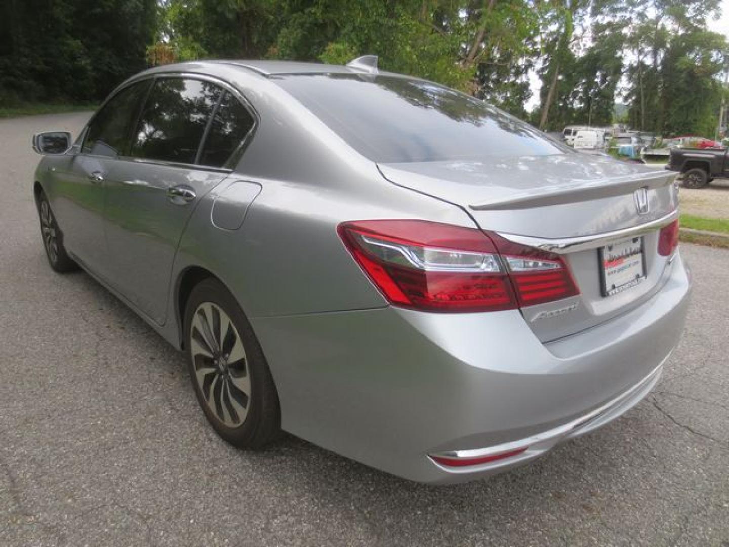 2017 Gray /Black Honda Accord Hybrid EX-L (JHMCR6F56HC) with an 2.0L L4 DOHC 16V HYBRID engine, Automatic transmission, located at 270 US Route 6, Mahopac, NY, 10541, (845) 621-0895, 41.349022, -73.755280 - Photo#4