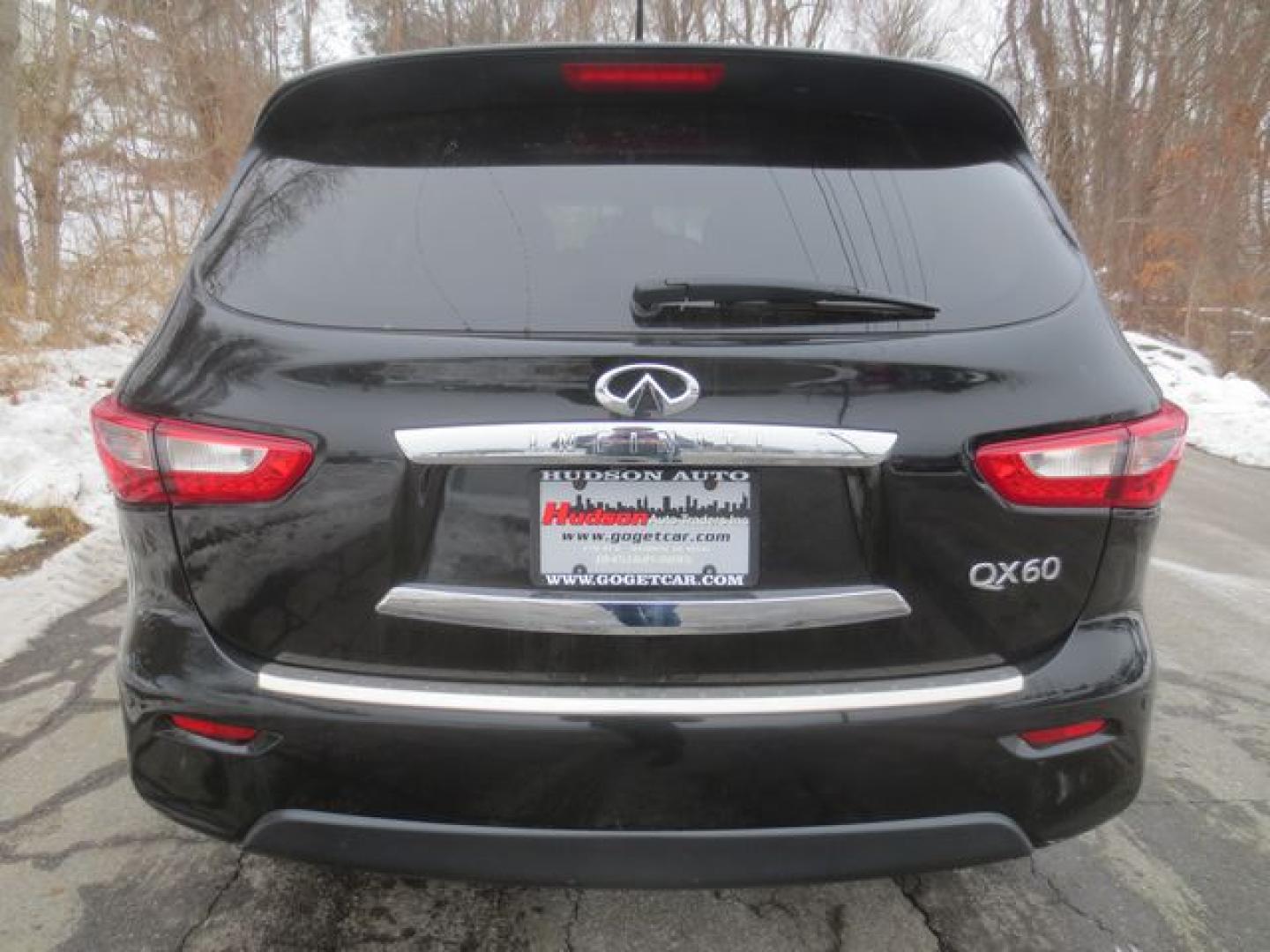 2014 Black /Black Infiniti QX Base AWD (5N1AL0MM0EC) with an 3.5L V6 DOHC 24V engine, Continuously Variable Transmission transmission, located at 270 US Route 6, Mahopac, NY, 10541, (845) 621-0895, 41.349022, -73.755280 - Photo#5