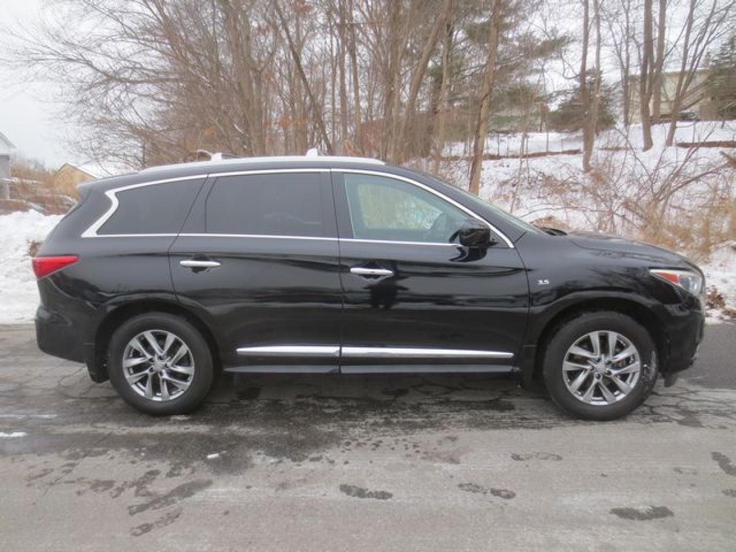 2014 Black /Black Infiniti QX Base AWD (5N1AL0MM0EC) with an 3.5L V6 DOHC 24V engine, Continuously Variable Transmission transmission, located at 270 US Route 6, Mahopac, NY, 10541, (845) 621-0895, 41.349022, -73.755280 - Photo#12