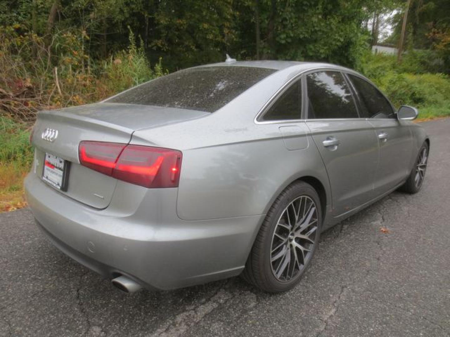 2015 Gray /Black Audi A6 2.0T Premium Plus (WAUGFAFC6FN) with an 2.0L L4 DOHC 16V engine, Automatic transmission, located at 270 US Route 6, Mahopac, NY, 10541, (845) 621-0895, 41.349022, -73.755280 - Photo#3