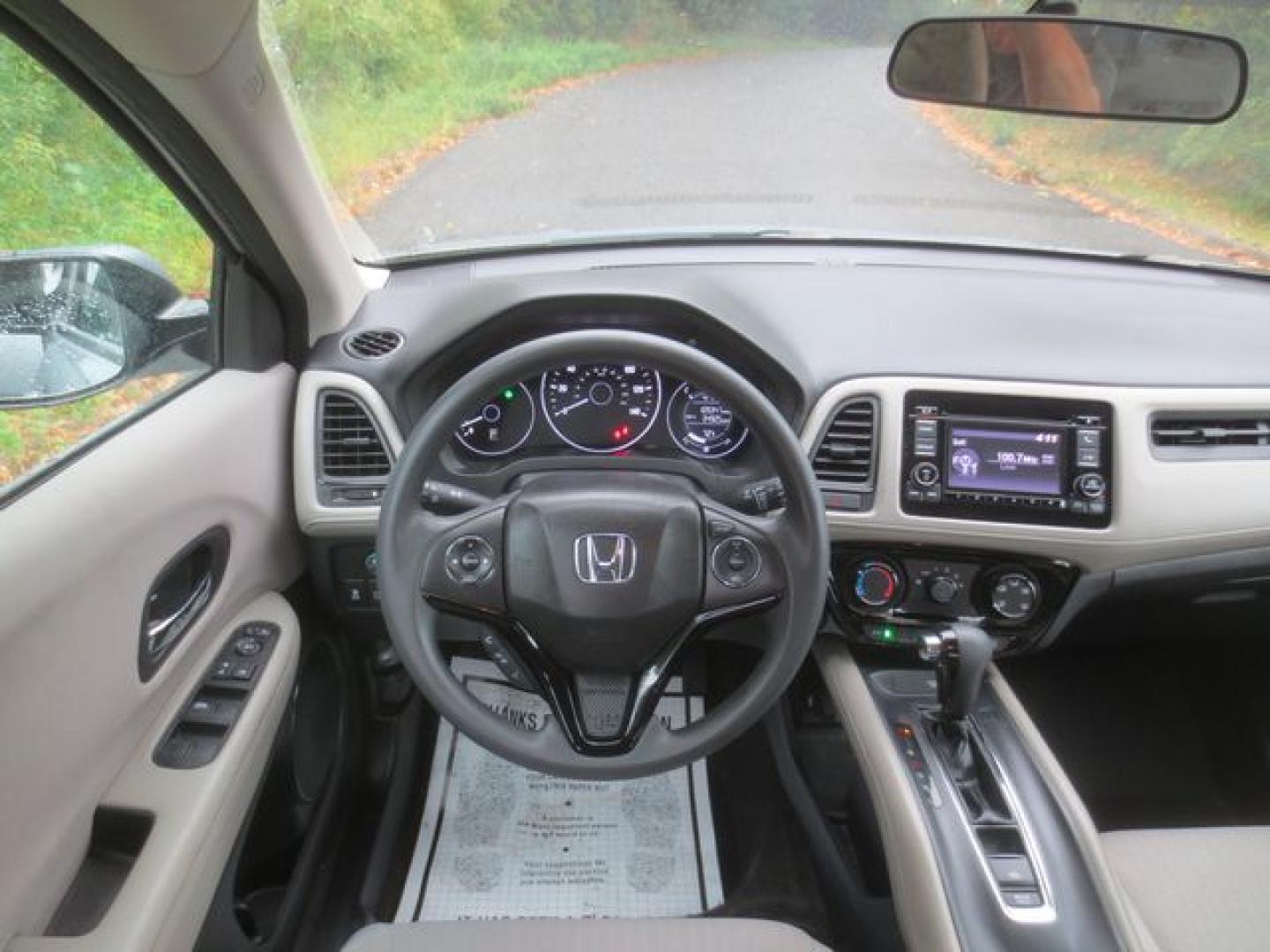 2018 Gray /Gray Honda HR-V LX (3CZRU6H31JG) with an 1.8L L4 DOHC 16V engine, Automatic transmission, located at 270 US Route 6, Mahopac, NY, 10541, (845) 621-0895, 41.349022, -73.755280 - Photo#8