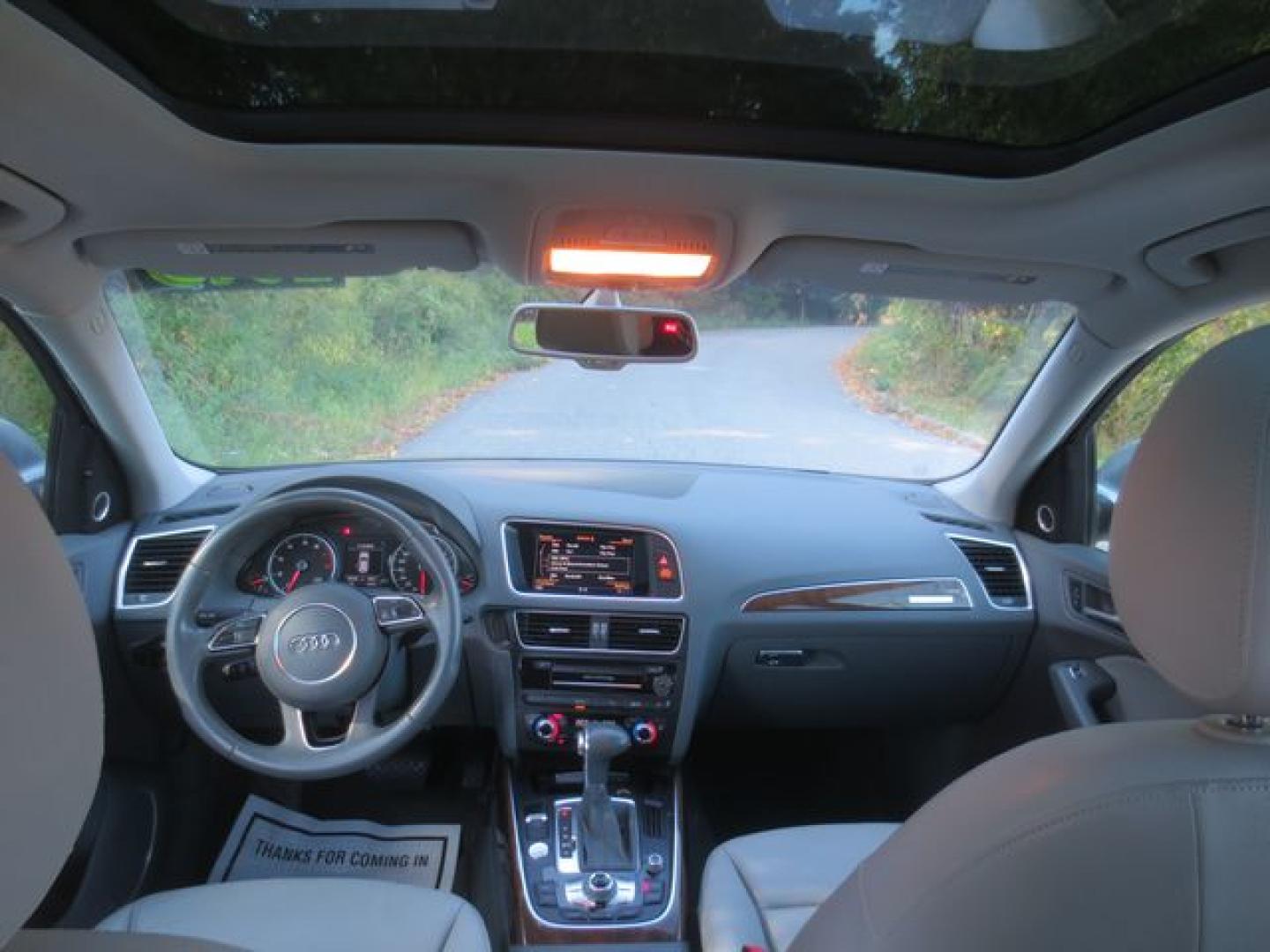 2015 Silver /Gray Audi Q5 3.0T Premium Plus S-Line (WA1DGAFP9FA) with an 3.0L V6 DOHC 24V SUPERCHARGED engine, 8-Speed Automatic transmission, located at 270 US Route 6, Mahopac, NY, 10541, (845) 621-0895, 41.349022, -73.755280 - Photo#7