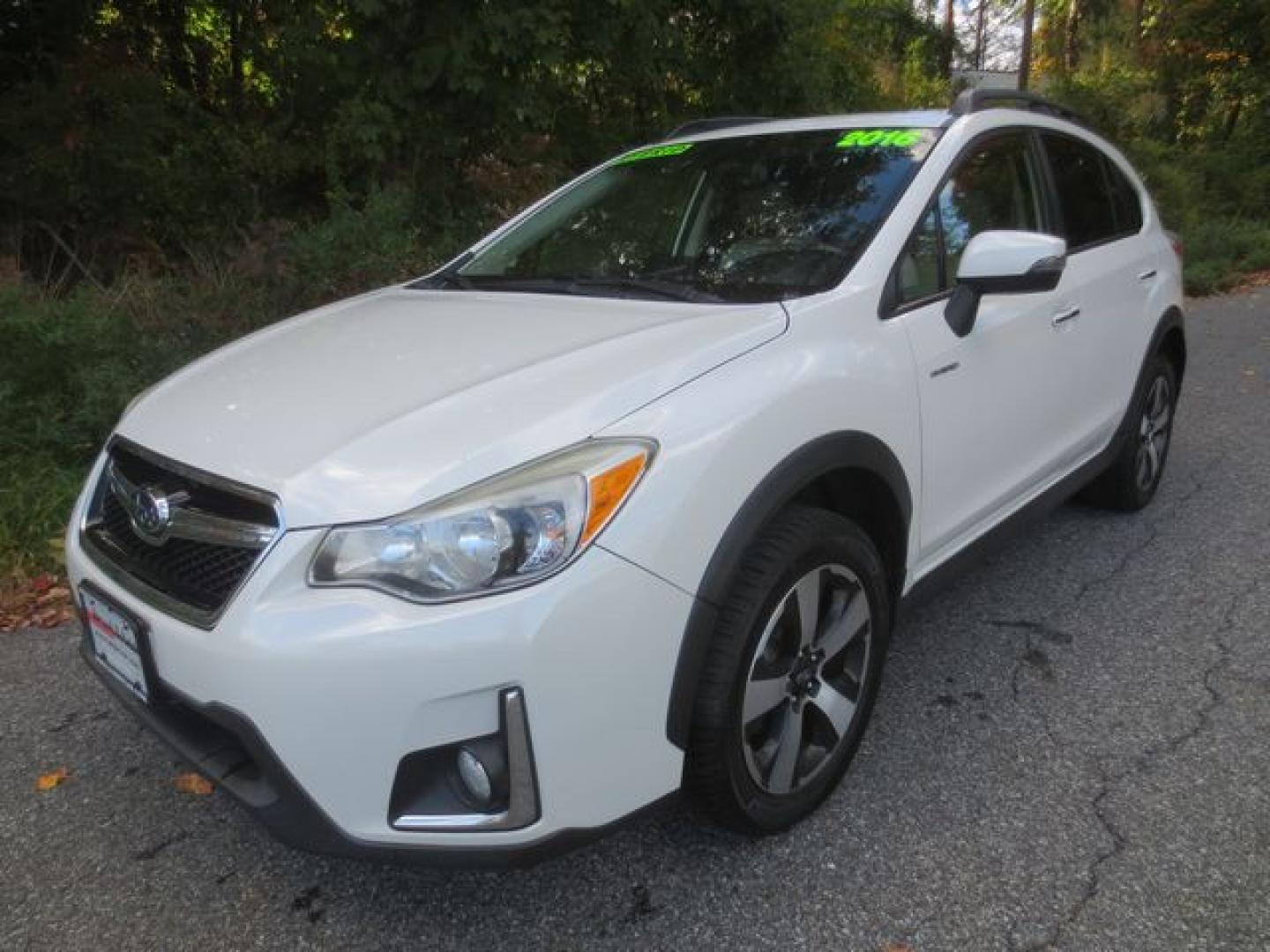 2016 White /Beige Subaru XV Crosstrek Hybrid Touring (JF2GPBLC7GH) with an 2.0L L4 DOHC 16V HYBRID engine, Automatic transmission, located at 270 US Route 6, Mahopac, NY, 10541, (845) 621-0895, 41.349022, -73.755280 - Photo#0