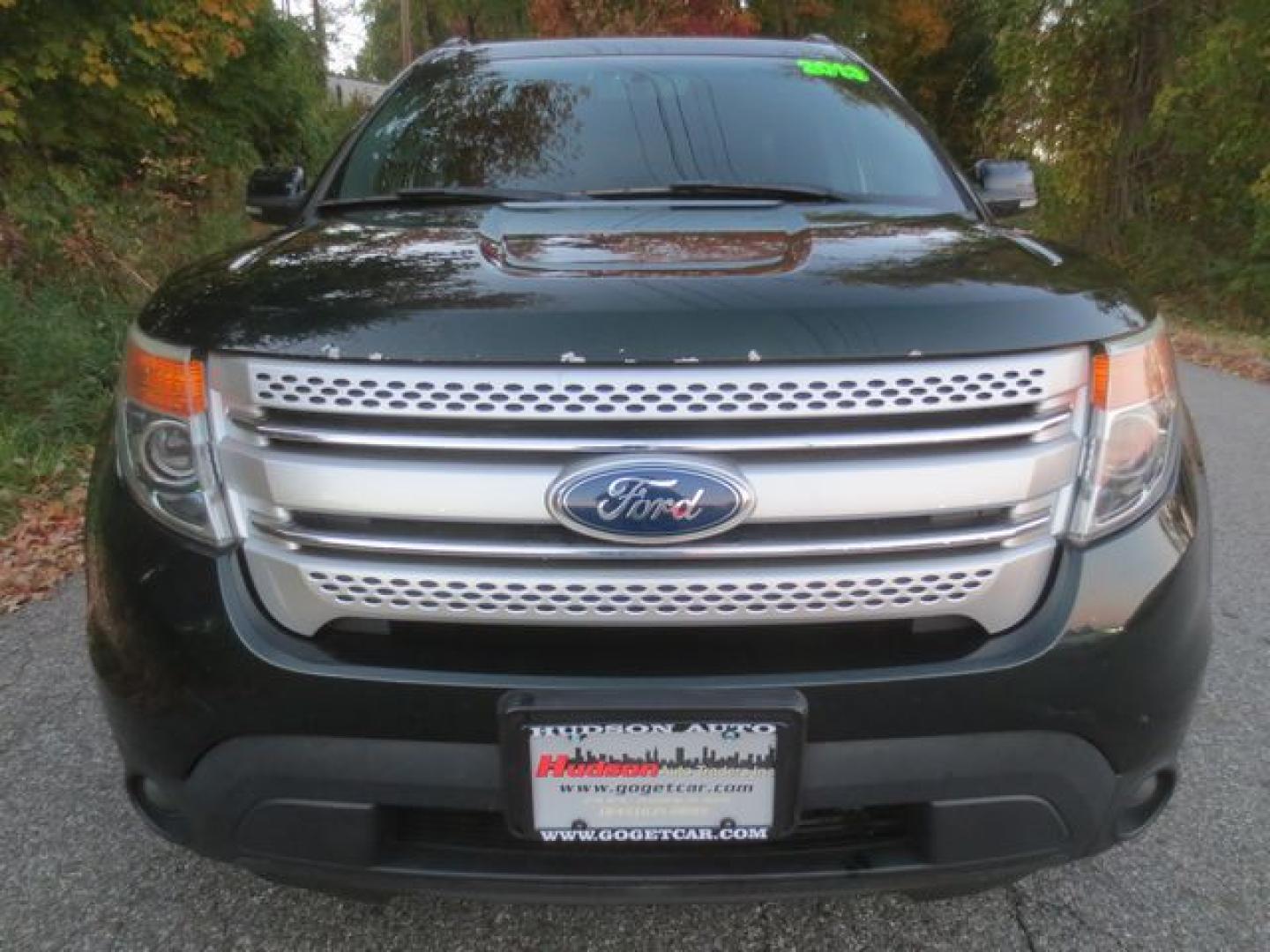 2013 Green /Black Ford Explorer XLT 4WD (1FM5K8D84DG) with an 3.5L V6 DOHC 24V engine, 6-Speed Automatic transmission, located at 270 US Route 6, Mahopac, NY, 10541, (845) 621-0895, 41.349022, -73.755280 - Photo#2