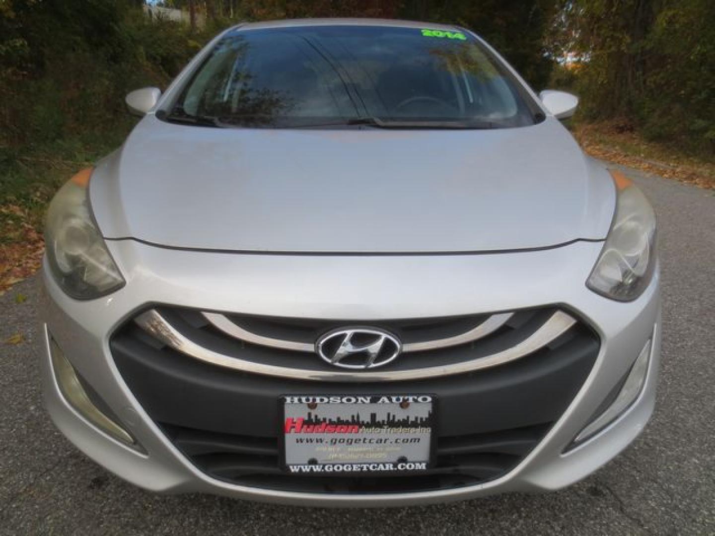 2014 Hyundai Elantra GT GT (KMHD35LH6EU) with an 2.0L L4 16V DOHC engine, 6-Speed Automatic transmission, located at 270 US Route 6, Mahopac, NY, 10541, (845) 621-0895, 41.349022, -73.755280 - Photo#2