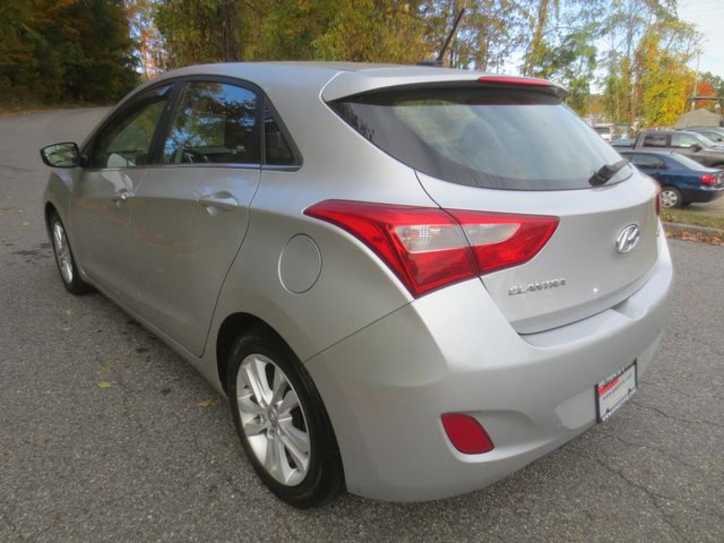 2014 Hyundai Elantra GT GT (KMHD35LH6EU) with an 2.0L L4 16V DOHC engine, 6-Speed Automatic transmission, located at 270 US Route 6, Mahopac, NY, 10541, (845) 621-0895, 41.349022, -73.755280 - Photo#4