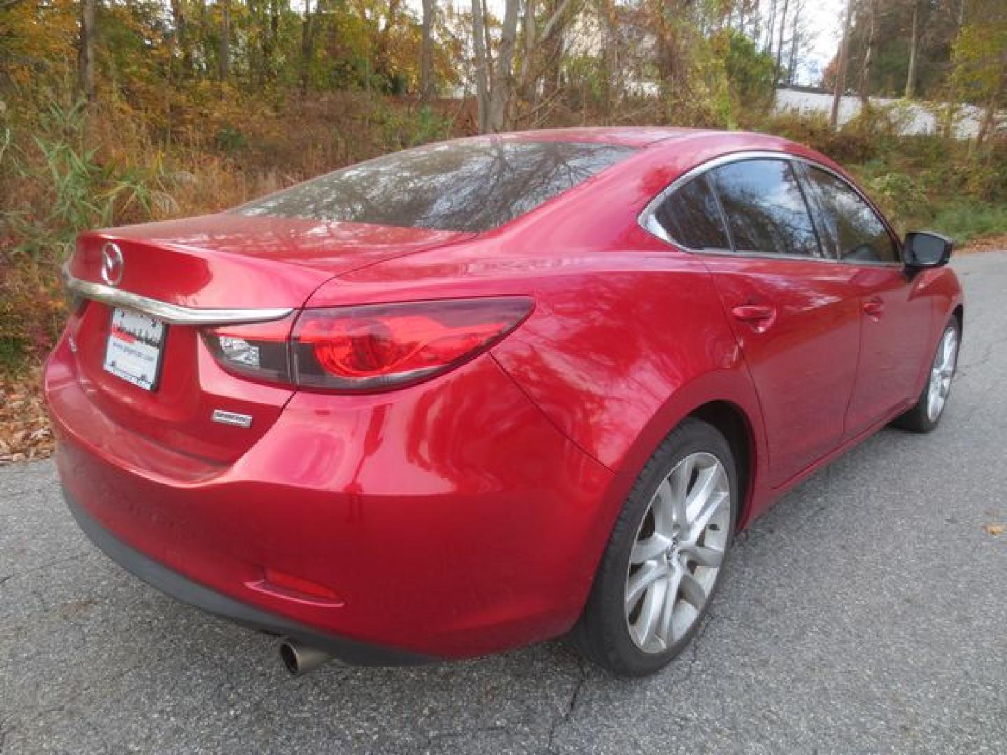 2017 Red /Black Mazda Mazda6 Touring (JM1GL1V56H1) with an 2.5L L4 DOHC 16V engine, Automatic transmission, located at 270 US Route 6, Mahopac, NY, 10541, (845) 621-0895, 41.349022, -73.755280 - Photo#3