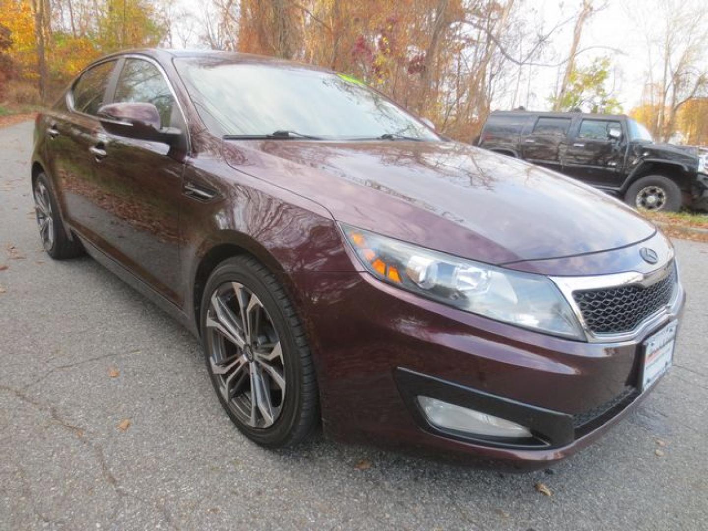 2013 Red /Beige Kia Optima LX (5XXGM4A74DG) with an 2.4L L4 DOHC 16V engine, Automatic transmission, located at 270 US Route 6, Mahopac, NY, 10541, (845) 621-0895, 41.349022, -73.755280 - Photo#1