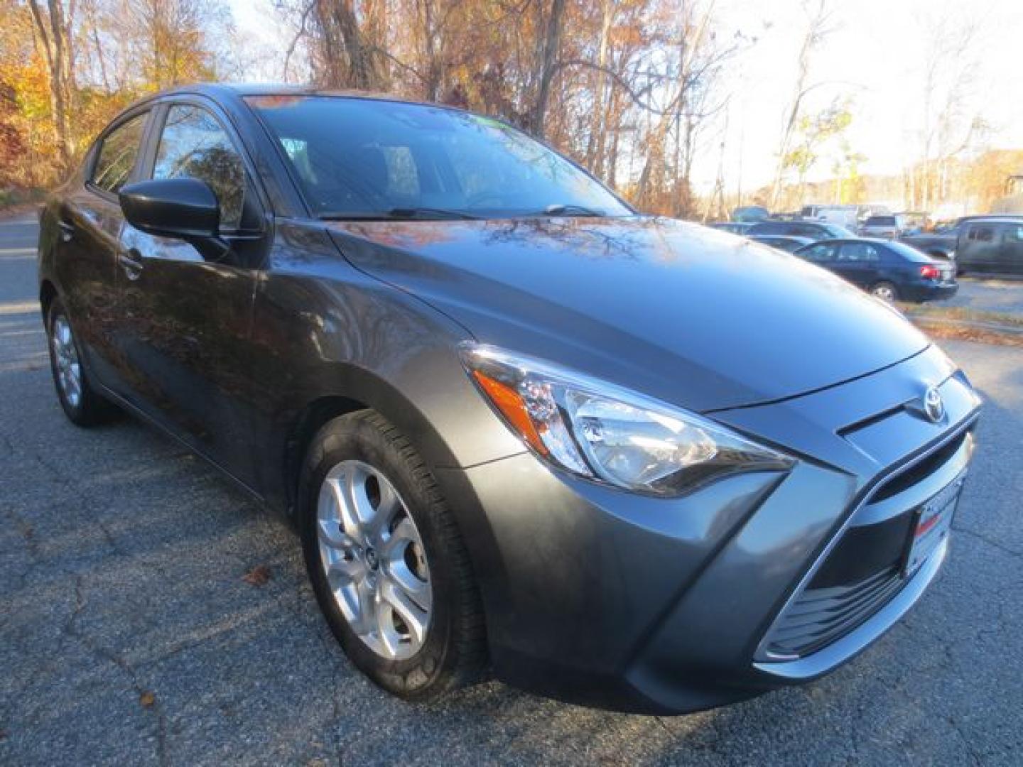 2018 Gray /Black Toyota Yaris iA 6A (3MYDLBYV5JY) with an 1.5L L4 DOHC 16V engine, Automatic transmission, located at 270 US Route 6, Mahopac, NY, 10541, (845) 621-0895, 41.349022, -73.755280 - Photo#1