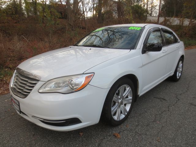 photo of 2012 Chrysler 200 Touring