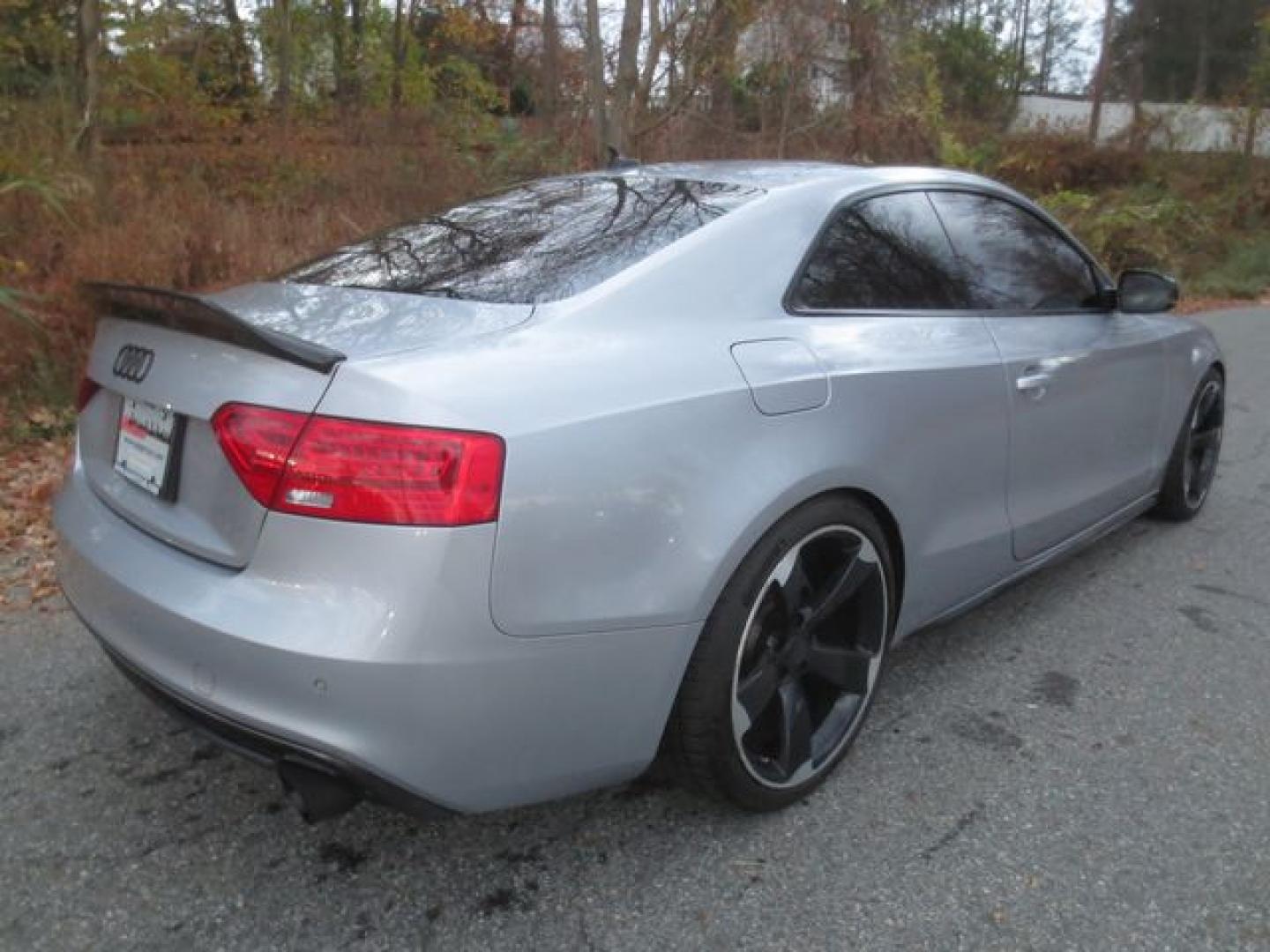 2015 Gray /Black Audi A5 Premium Plus quattro S-LINE (WAUMFAFR5FA) with an 2.0L L4 DOHC 16V TURBO engine, 8-Speed Automatic transmission, located at 270 US Route 6, Mahopac, NY, 10541, (845) 621-0895, 41.349022, -73.755280 - Photo#3