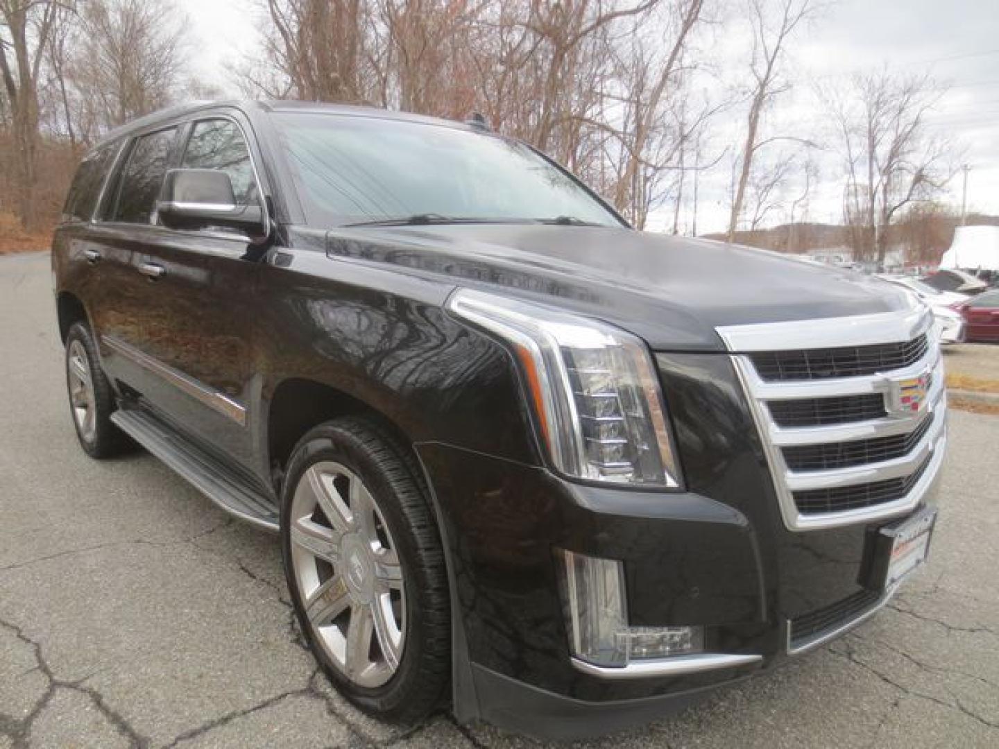 2015 Black /Black Cadillac Escalade Luxury 4WD (1GYS4MKJ7FR) with an 6.2L V8 OHV 16V FFV engine, 8-Speed Automatic transmission, located at 270 US Route 6, Mahopac, NY, 10541, (845) 621-0895, 41.349022, -73.755280 - Photo#1