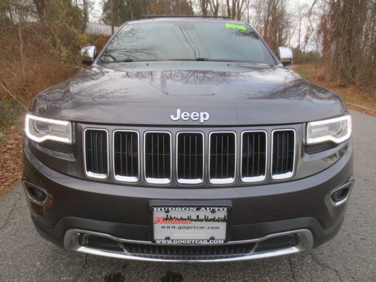 2016 Gray /Black Jeep Grand Cherokee Limited (1C4RJFBG7GC) with an 3.6L V6 DOHC 24V engine, Automatic 8 Speed transmission, located at 270 US Route 6, Mahopac, NY, 10541, (845) 621-0895, 41.349022, -73.755280 - Photo#2