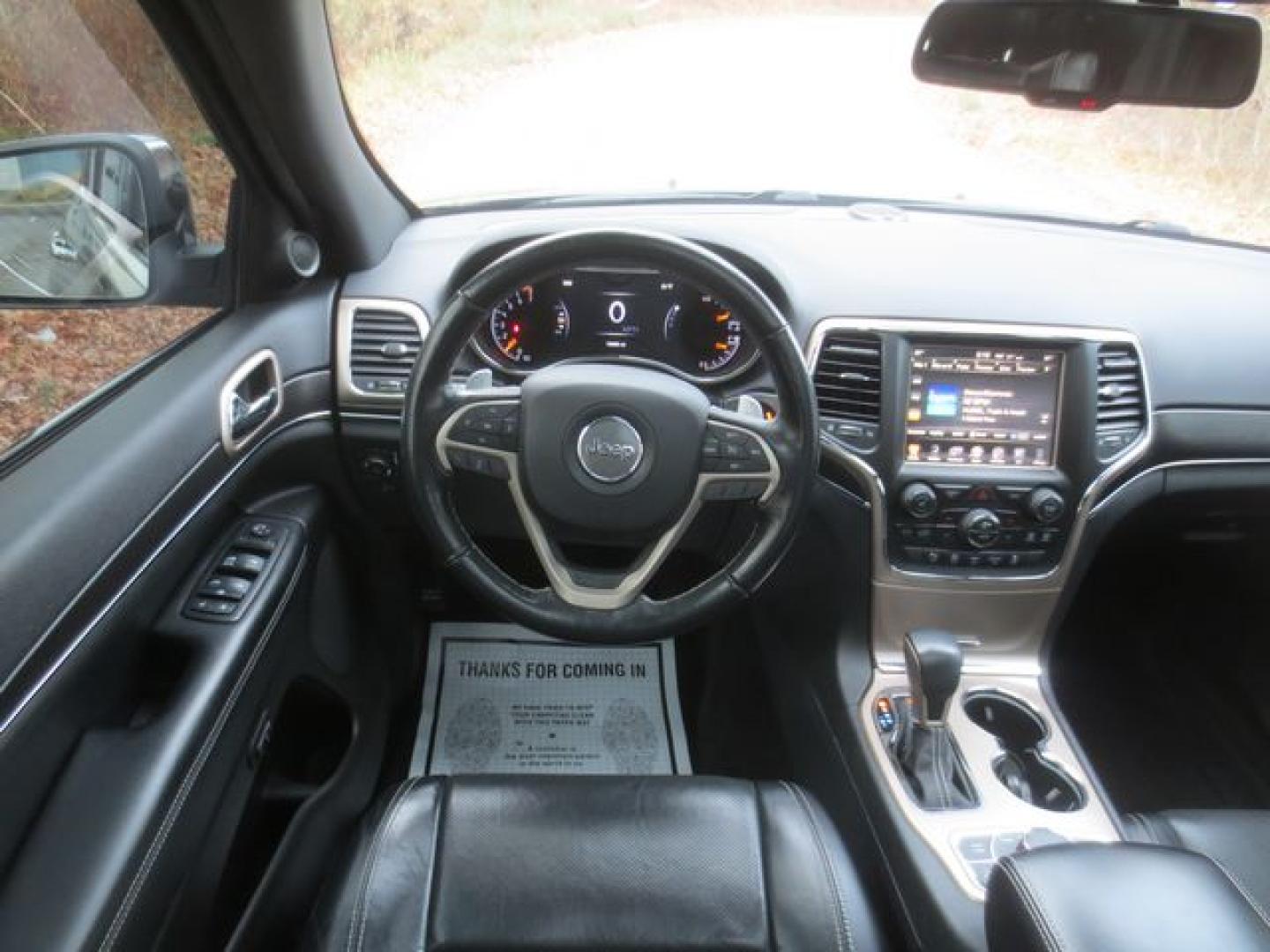 2016 Gray /Black Jeep Grand Cherokee Limited (1C4RJFBG7GC) with an 3.6L V6 DOHC 24V engine, Automatic 8 Speed transmission, located at 270 US Route 6, Mahopac, NY, 10541, (845) 621-0895, 41.349022, -73.755280 - Photo#8