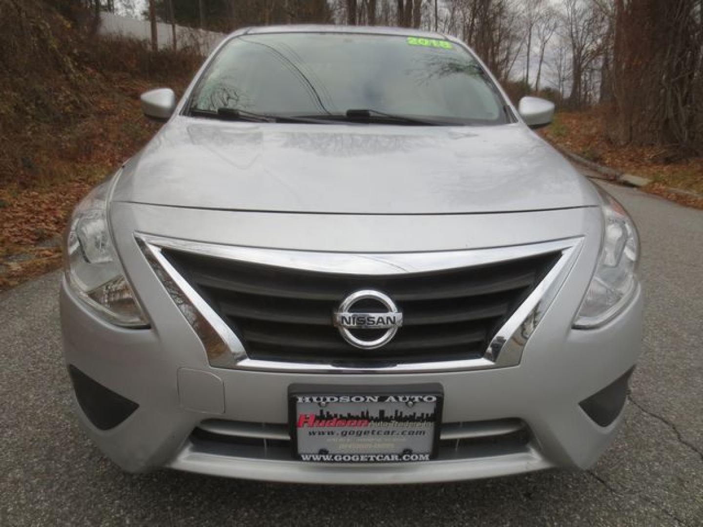 2018 Silver /Black Nissan Versa 1.6 SL Sedan (3N1CN7AP6JL) with an 1.6L L4 DOHC 16V engine, Automatic transmission, located at 270 US Route 6, Mahopac, NY, 10541, (845) 621-0895, 41.349022, -73.755280 - Photo#2