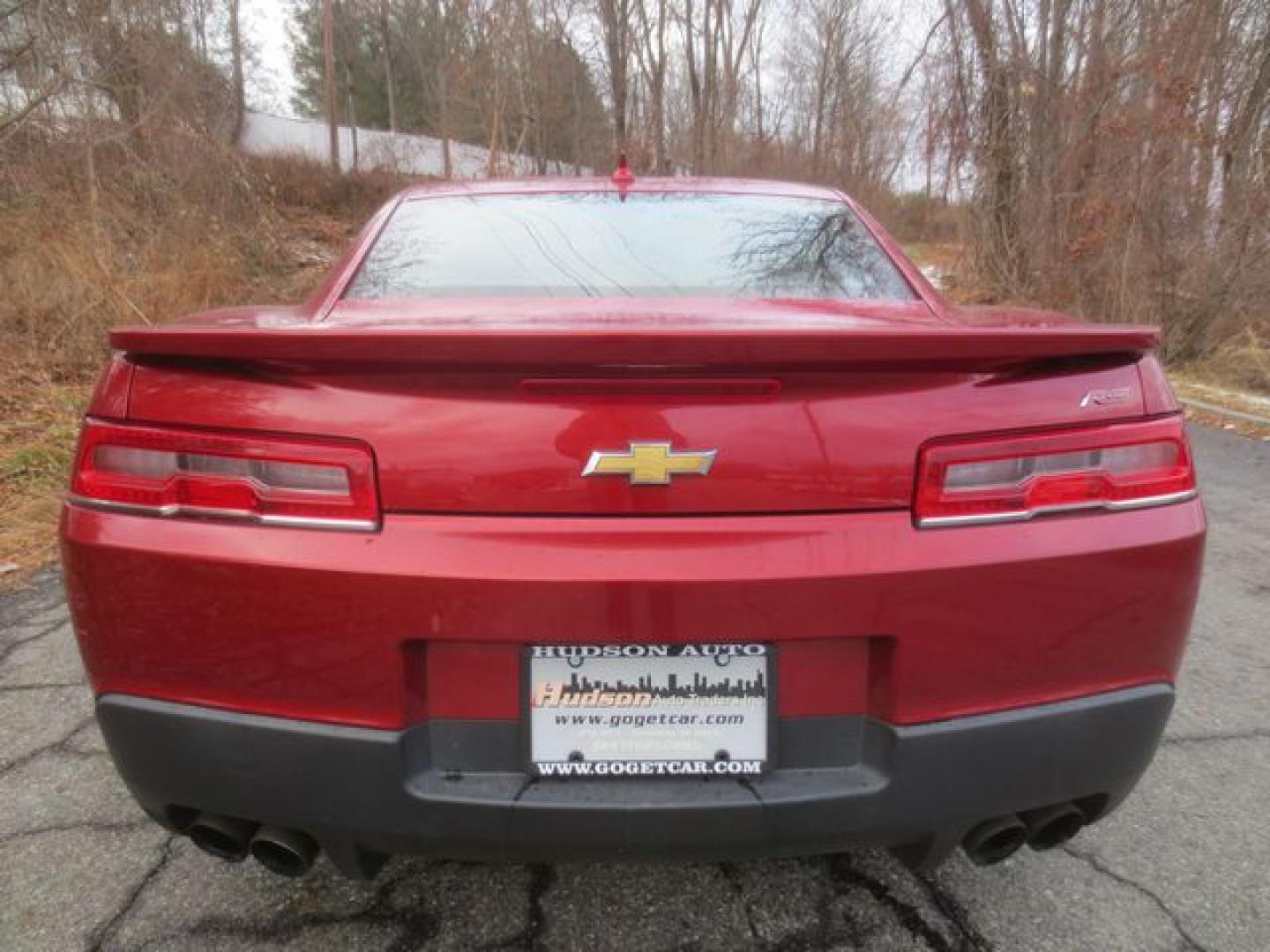 2014 Red /black Chevrolet Camaro Coupe 1LT (2G1FF1E33E9) with an 3.6L V6 DOHC 24V FFV engine, 6-Speed Manual transmission, located at 270 US Route 6, Mahopac, NY, 10541, (845) 621-0895, 41.349022, -73.755280 - Photo#5