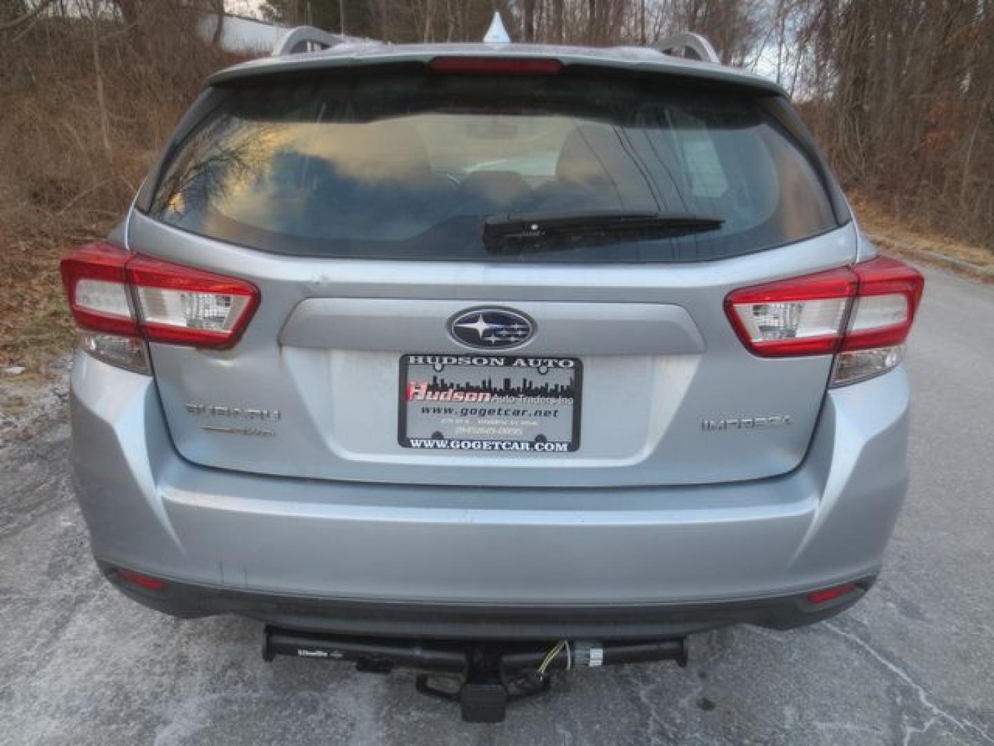 2018 Silver /Black Subaru Impreza Premium (4S3GTAB63J3) with an 2.0L H4 DOHC 16V engine, Automatic transmission, located at 270 US Route 6, Mahopac, NY, 10541, (845) 621-0895, 41.349022, -73.755280 - Photo#5