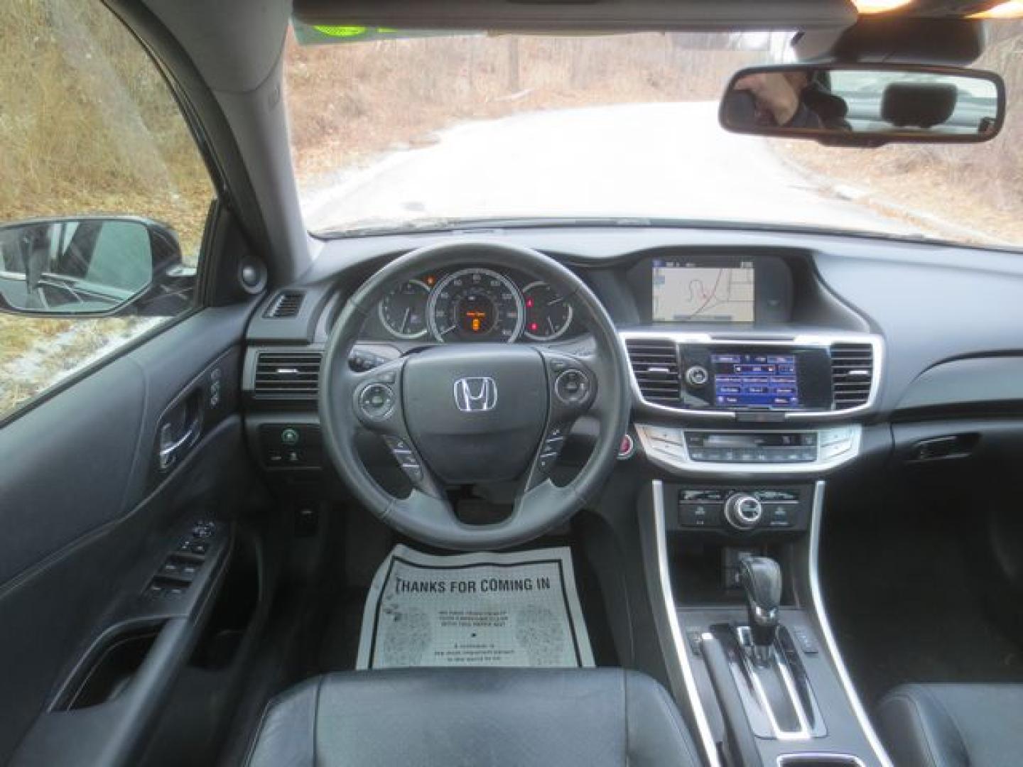 2015 Black /Black Honda Accord Touring (1HGCR3F98FA) with an 3.5L V6 SOHC 24V engine, 6-Speed Automatic transmission, located at 270 US Route 6, Mahopac, NY, 10541, (845) 621-0895, 41.349022, -73.755280 - Photo#8